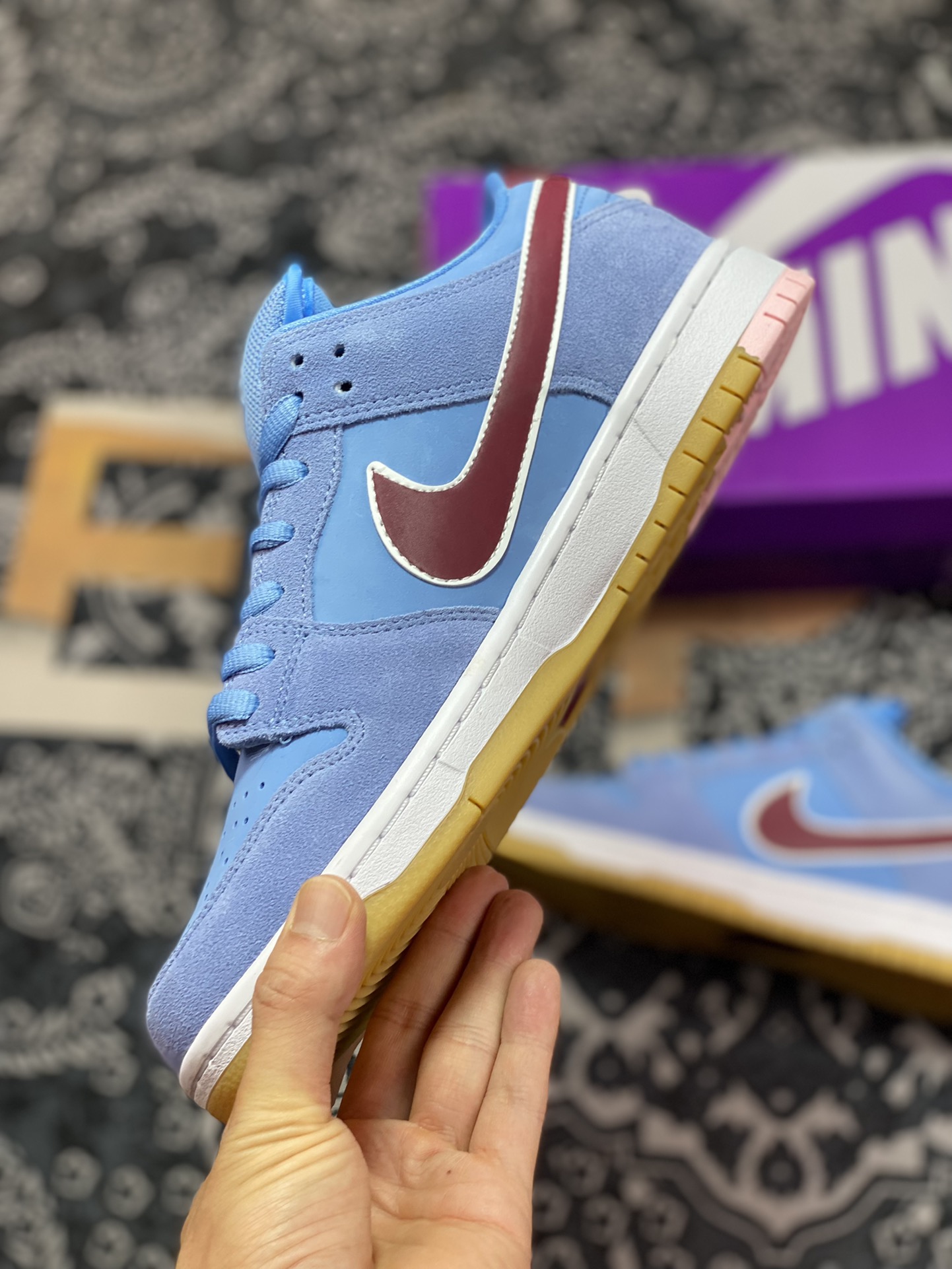 320 Nike SB Dunk Low Pro PRM”Philadelphia Phillies”扣篮板鞋“费城人蓝色泡泡糖”DQ4040-400