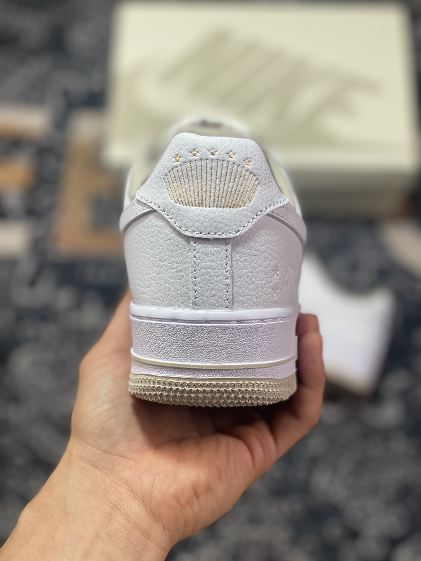 220 Nike Air Force 1'07”40th Anniversary/White/Khaki”空军一号板鞋DD1225-007