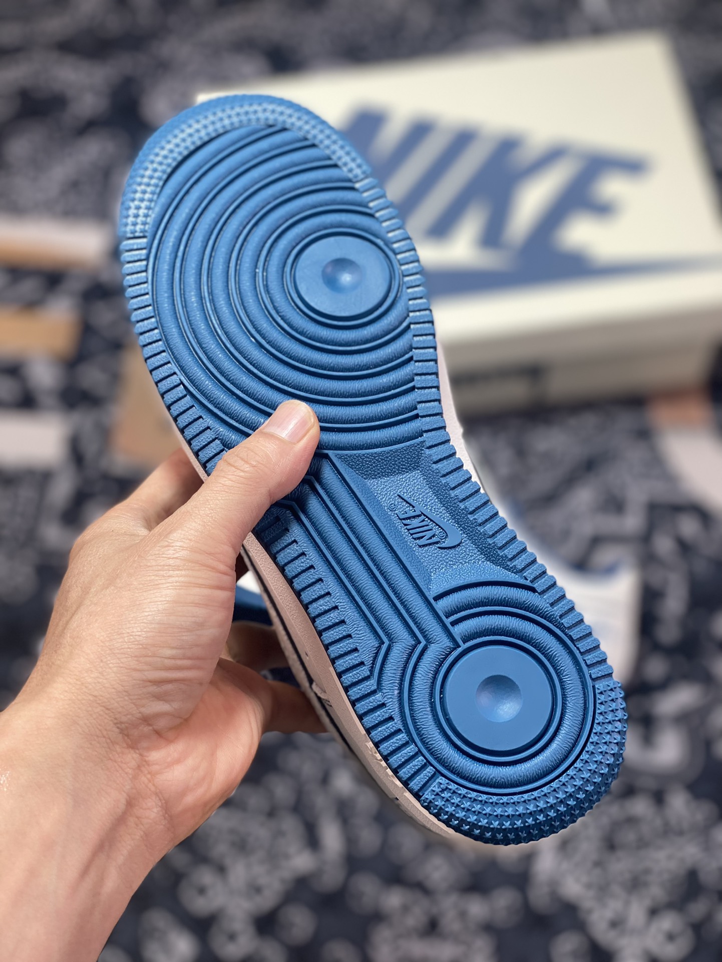 260 Stüssy x Nike Air Force 1′07 Low”Milk White/indigo”空军一号板鞋“皮革米白靛蓝斯图西”UN1635-333