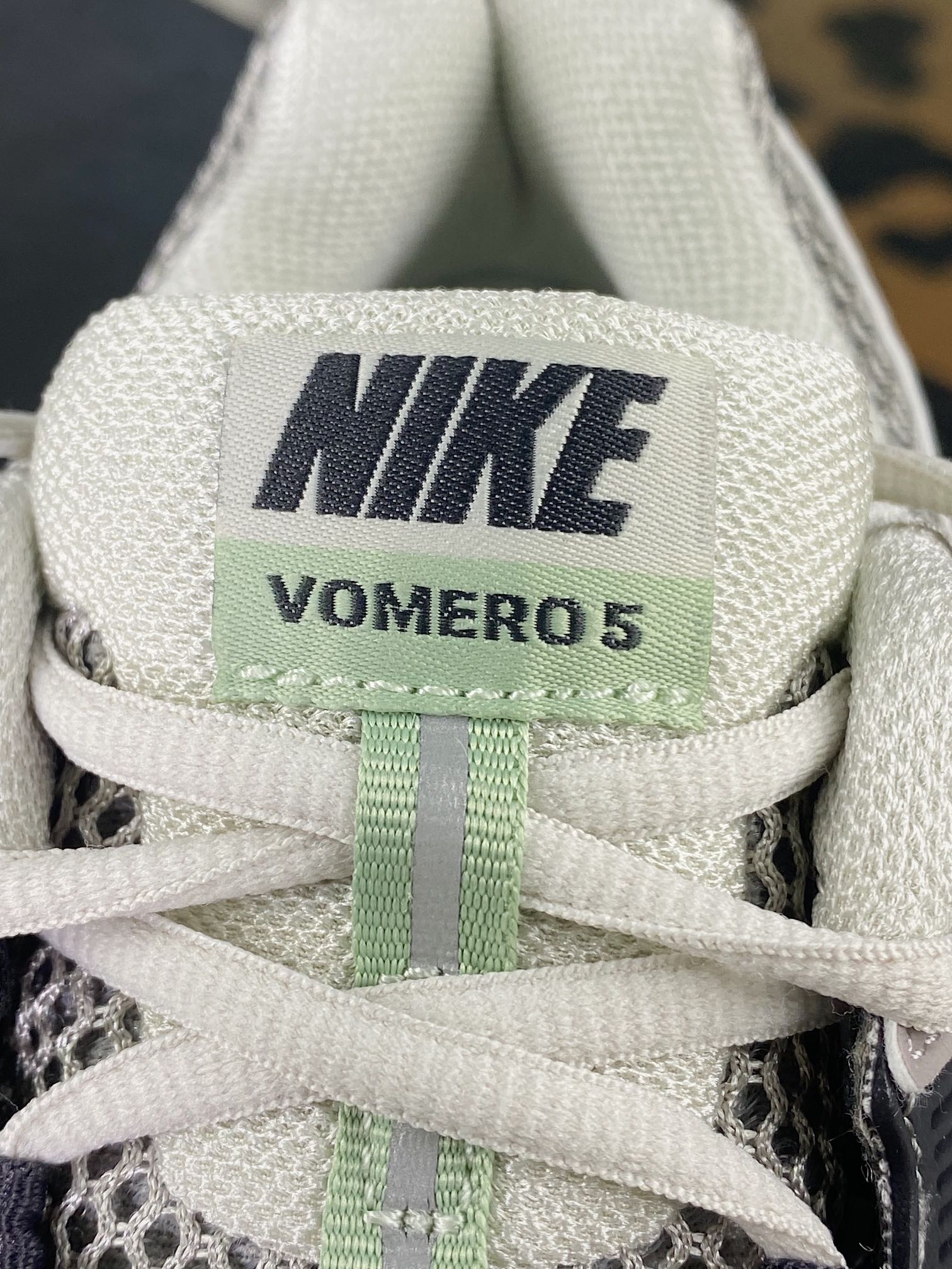 Zoom Vomero 5 ”Cobblestone” Vomero 5th generation series classic jogging shoes ”Lime Matcha Green” FB8825-001