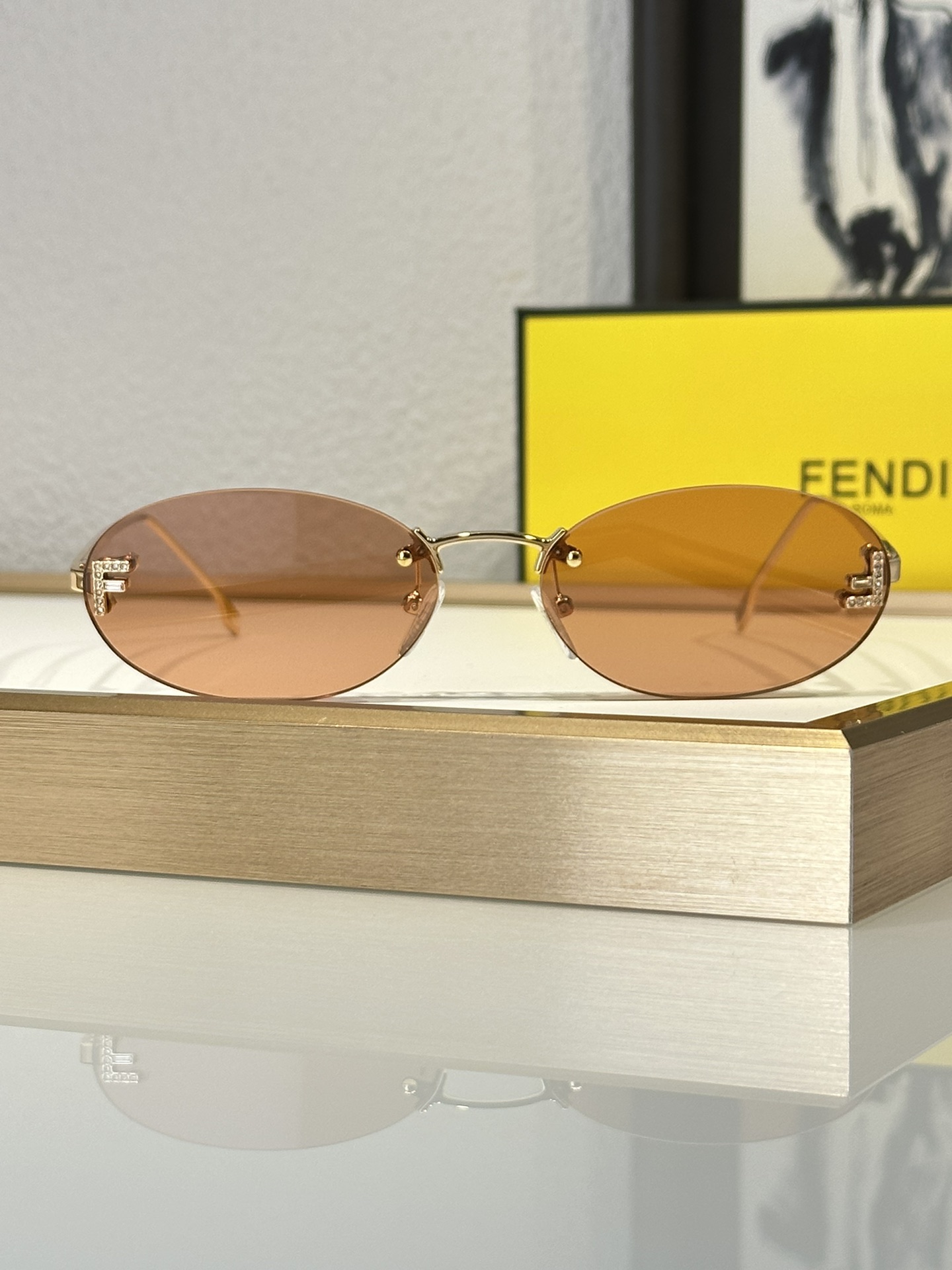 Fendi Sunglasses FE4075US