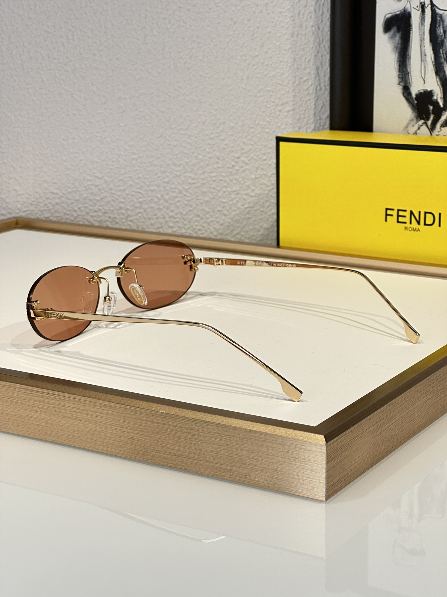 Fendi Sunglasses FE4075US