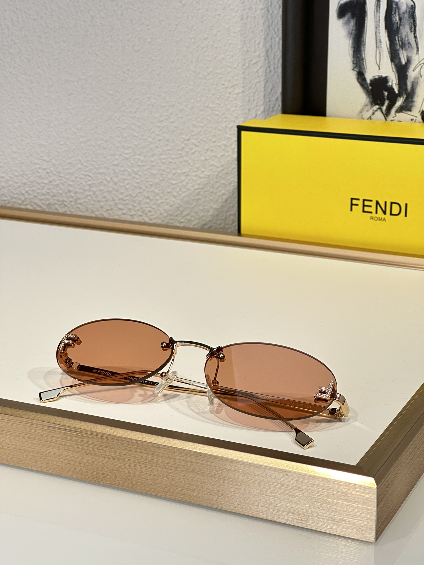 Fendi Sunglasses FE4075US