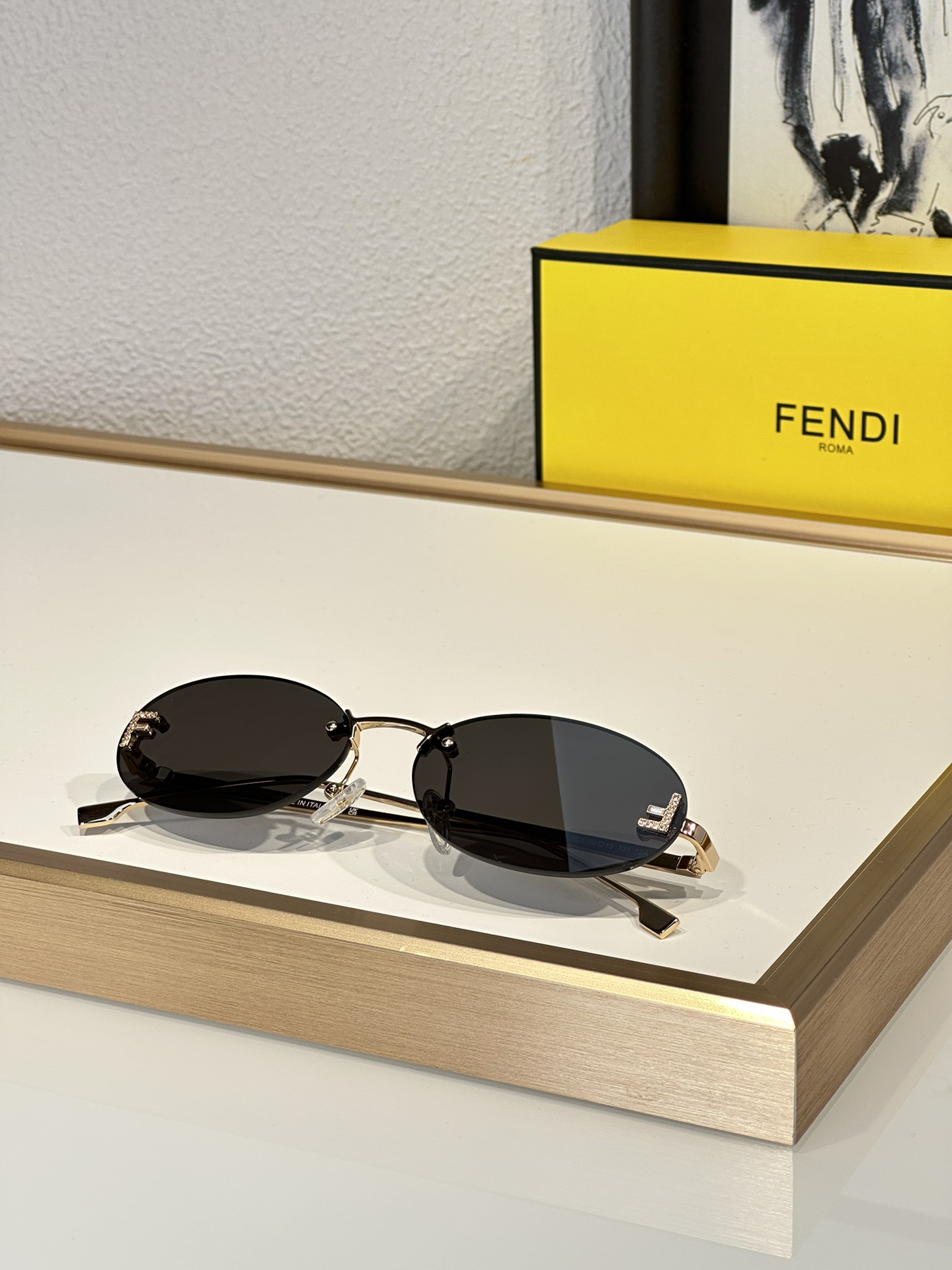 Fendi Sunglasses FE4075US