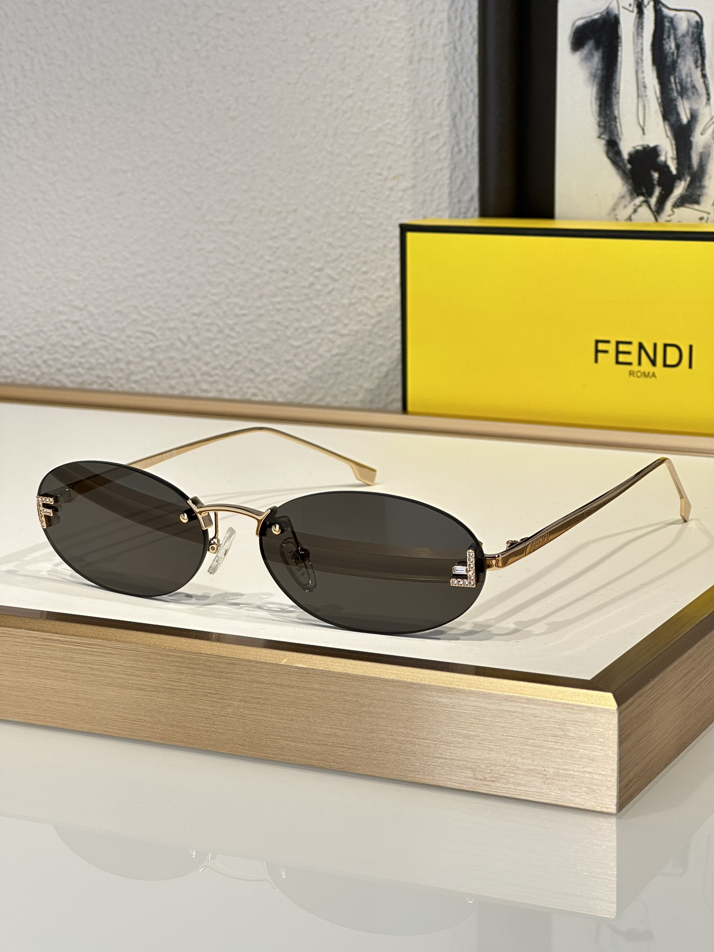 Fendi Sunglasses FE4075US