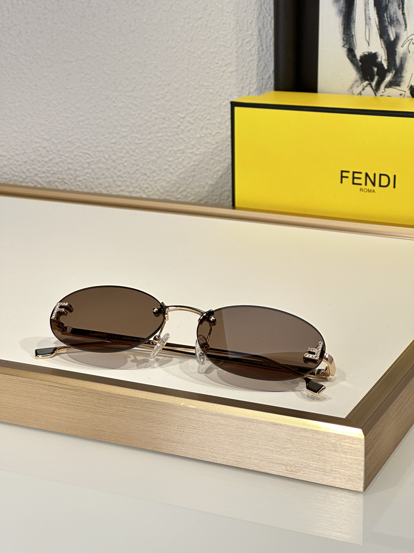 Fendi Sunglasses FE4075US