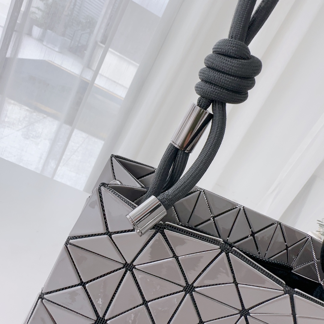 Issey Miyake Loop Bao Bao Bag - Adjustable Crossbody or Shoulder Bag, Carbon Gray 8 i1686557318 4273 6