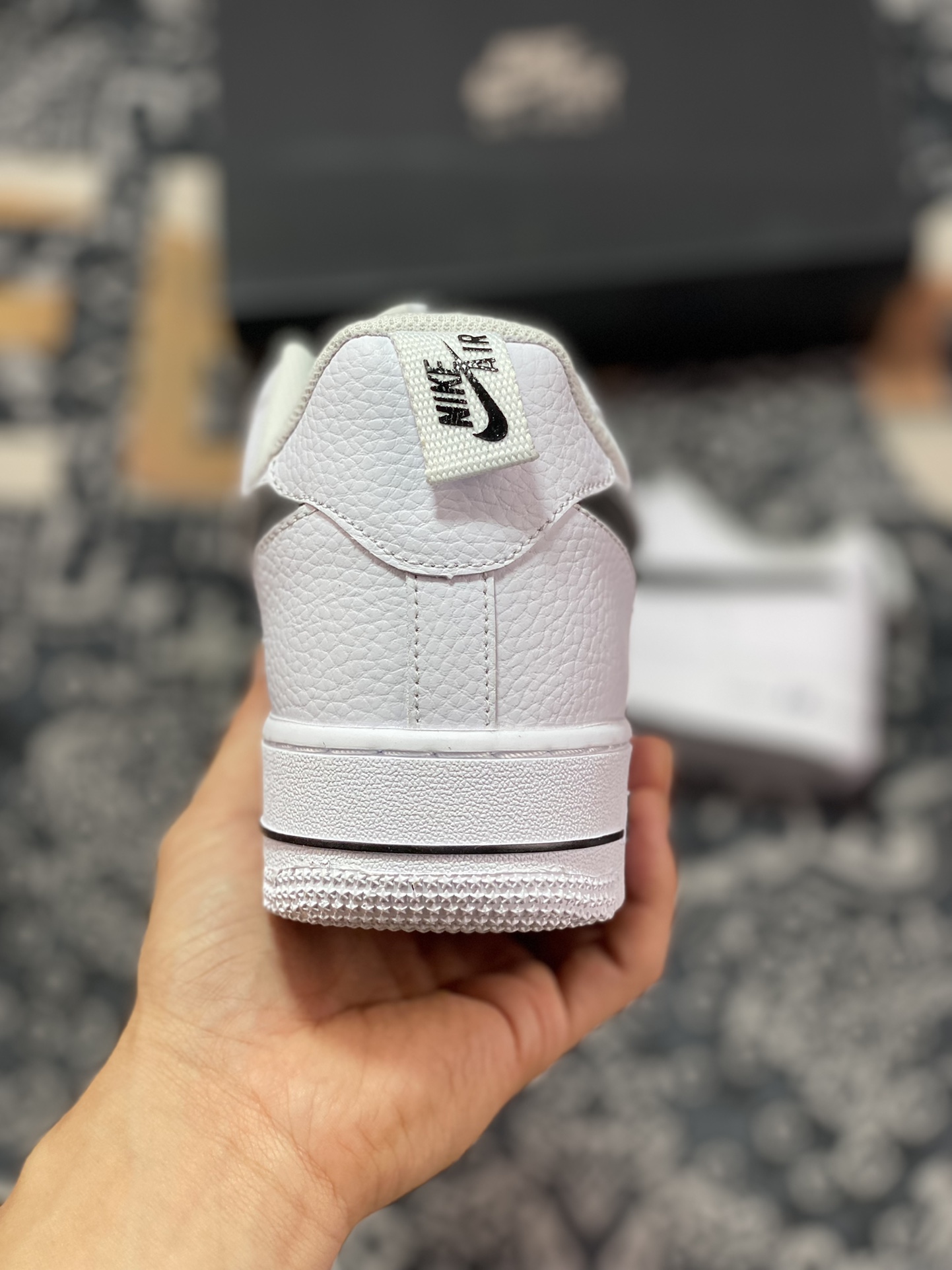 220 Nike Air Force 1 ′07 Low Premium”Cut Out/White/black”空军一号板鞋“皮革皮革白3M黑镂空钩子”CV3039-105