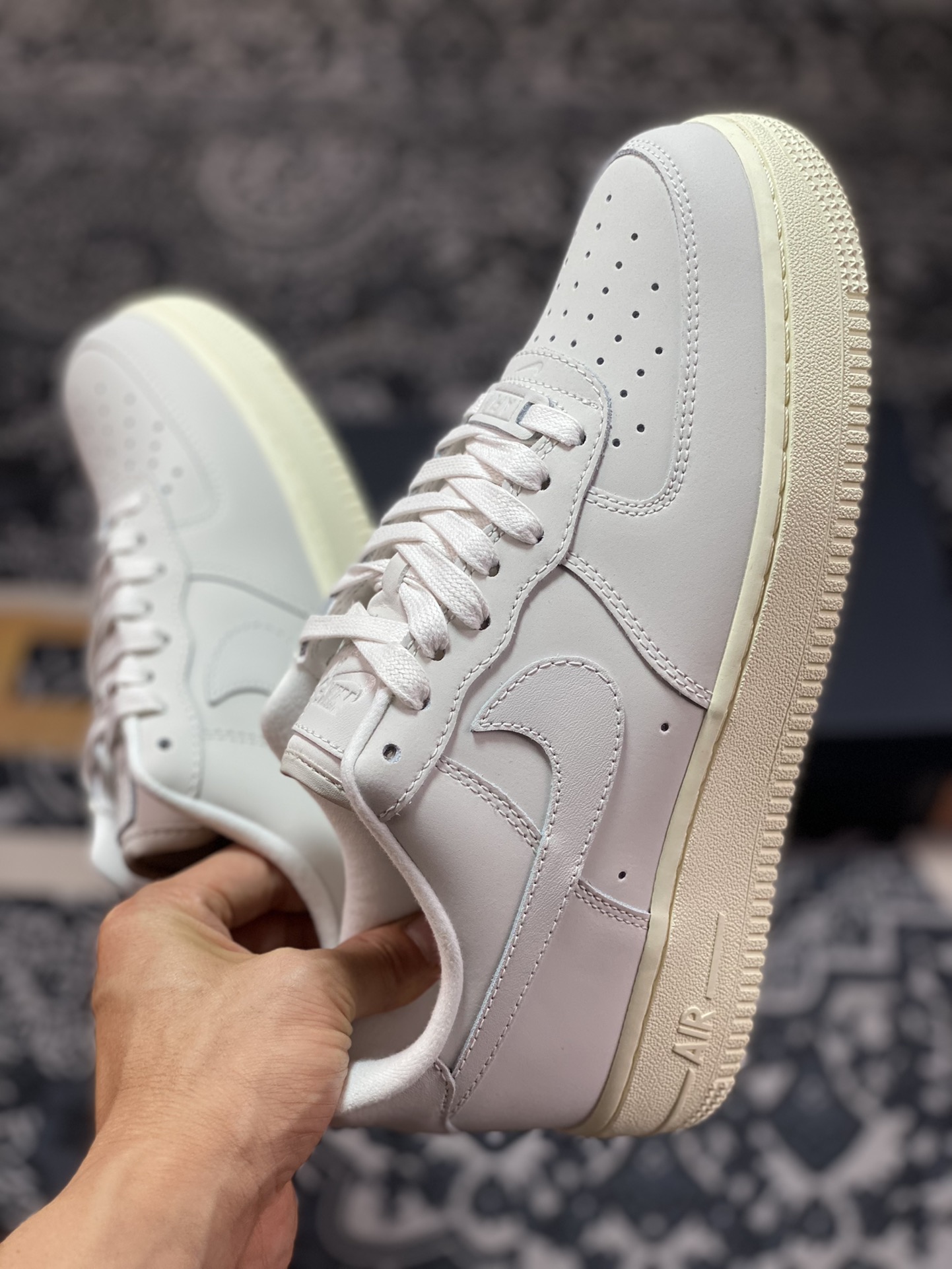 200 Nike Air Force 1’07 Low PRM”Summit White”空军一号经典低帮板鞋“云峰白米黄底”DR9503-100