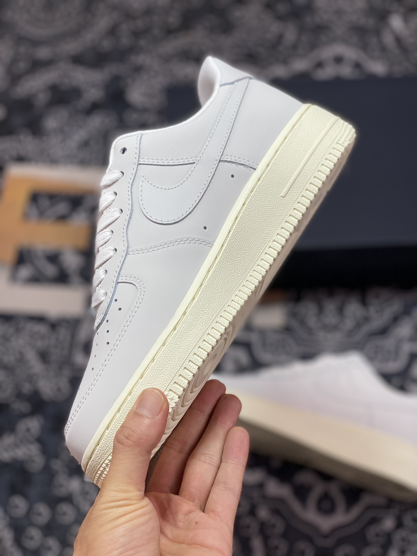 200 Nike Air Force 1’07 Low PRM”Summit White”空军一号经典低帮板鞋“云峰白米黄底”DR9503-100