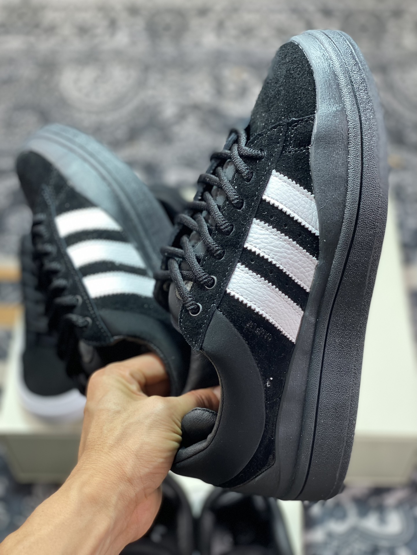 Original grade Bad Bunny x Adidas Campus Light College Wright series low-top retro lace-up casual sports sneakers FZ5827