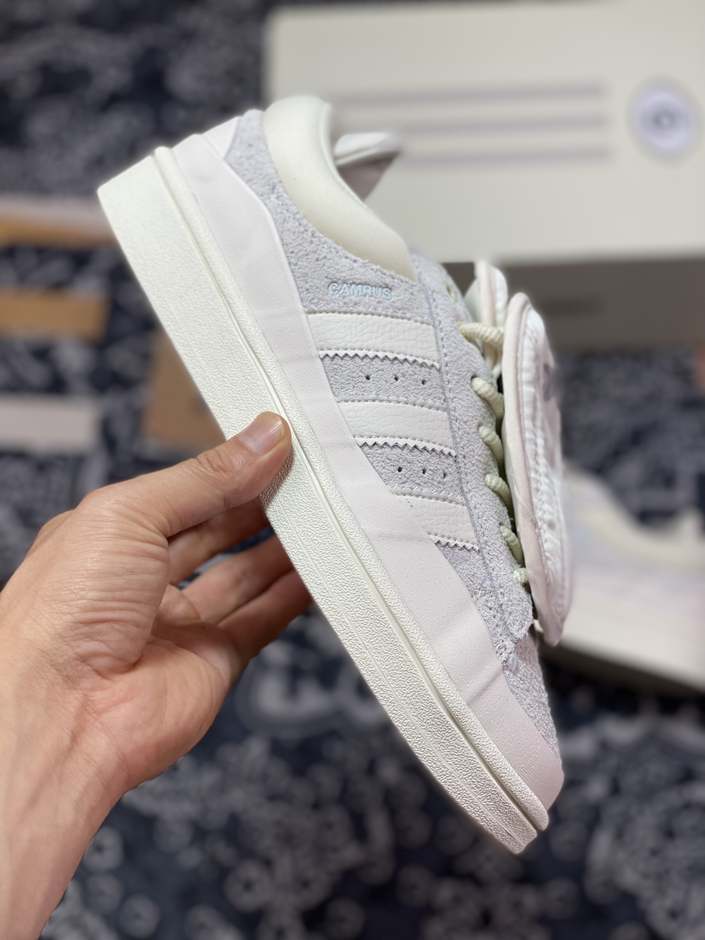 Bad Bunny x Adidas Campus Light ”Cloud White” College Wright series low-top sneakers ”Co-branded Cream White Bad Bunny” FZ5823