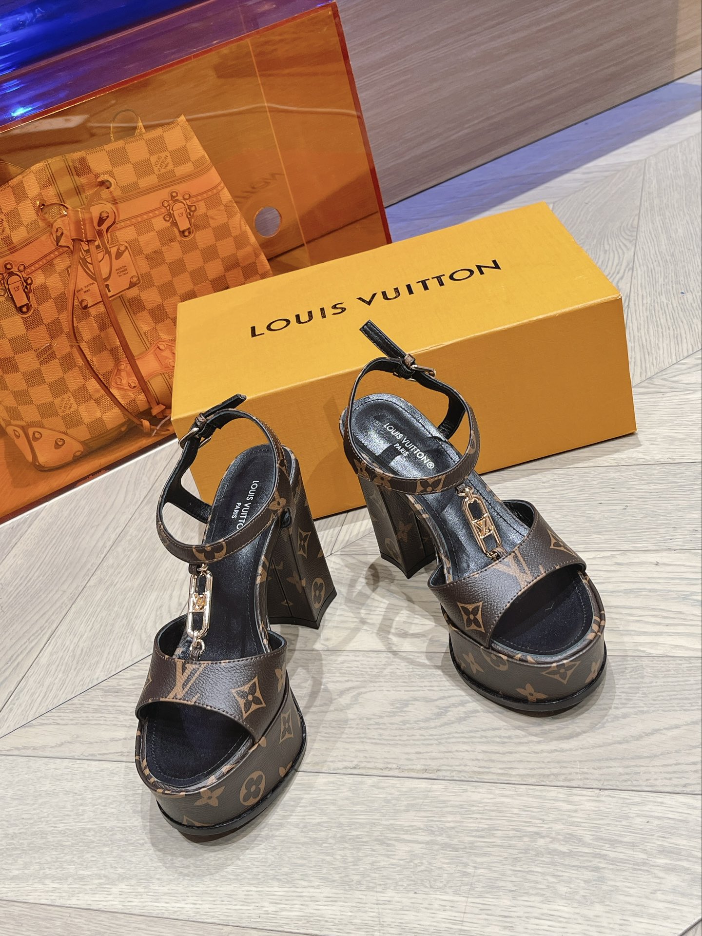 Louis Vuitton Shoes Sandals Goat Skin Sheepskin Silk