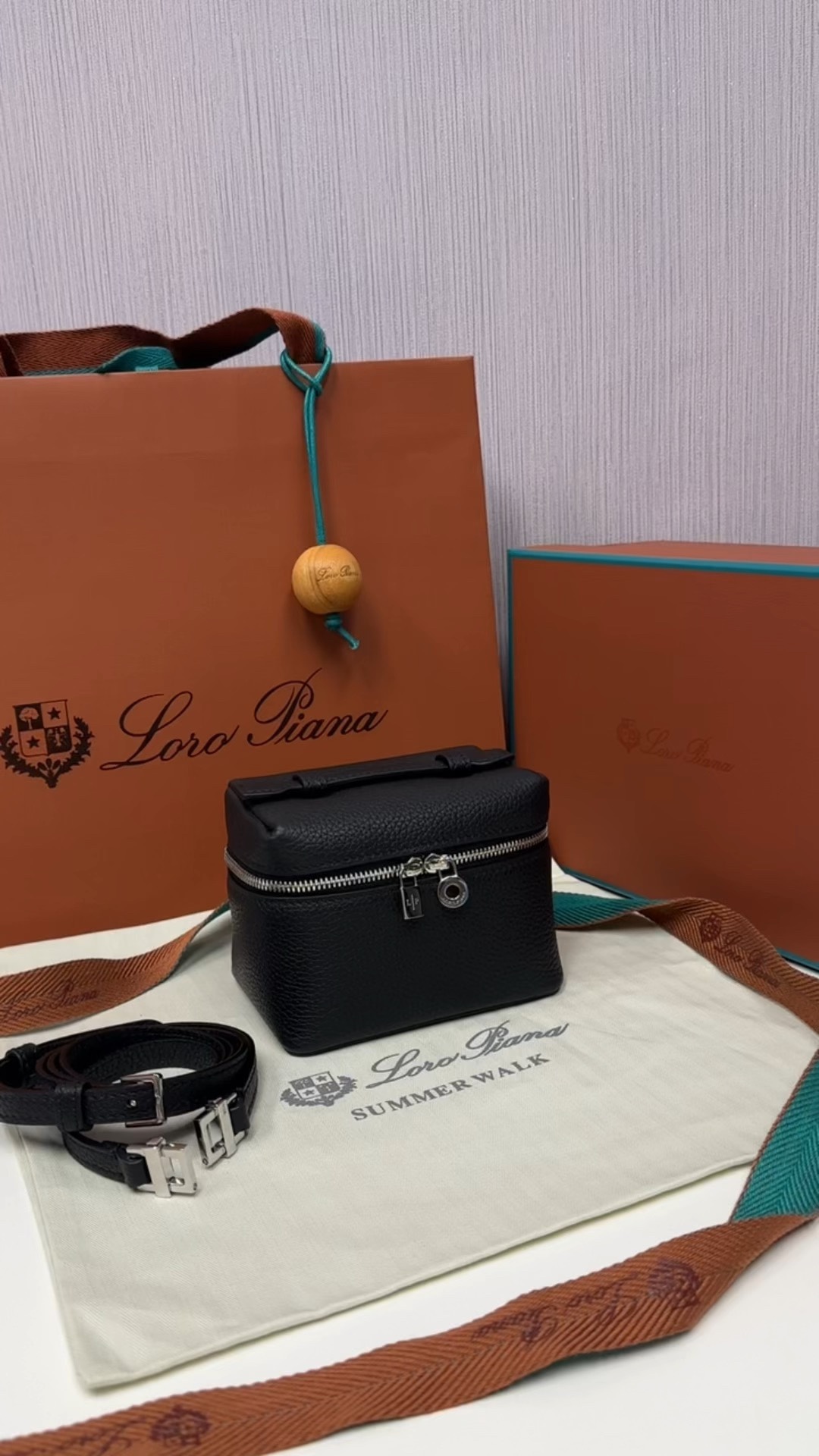 Loro piana Extra pocket L11.5 TOGO 소가죽 파우치 - 최상급 품질