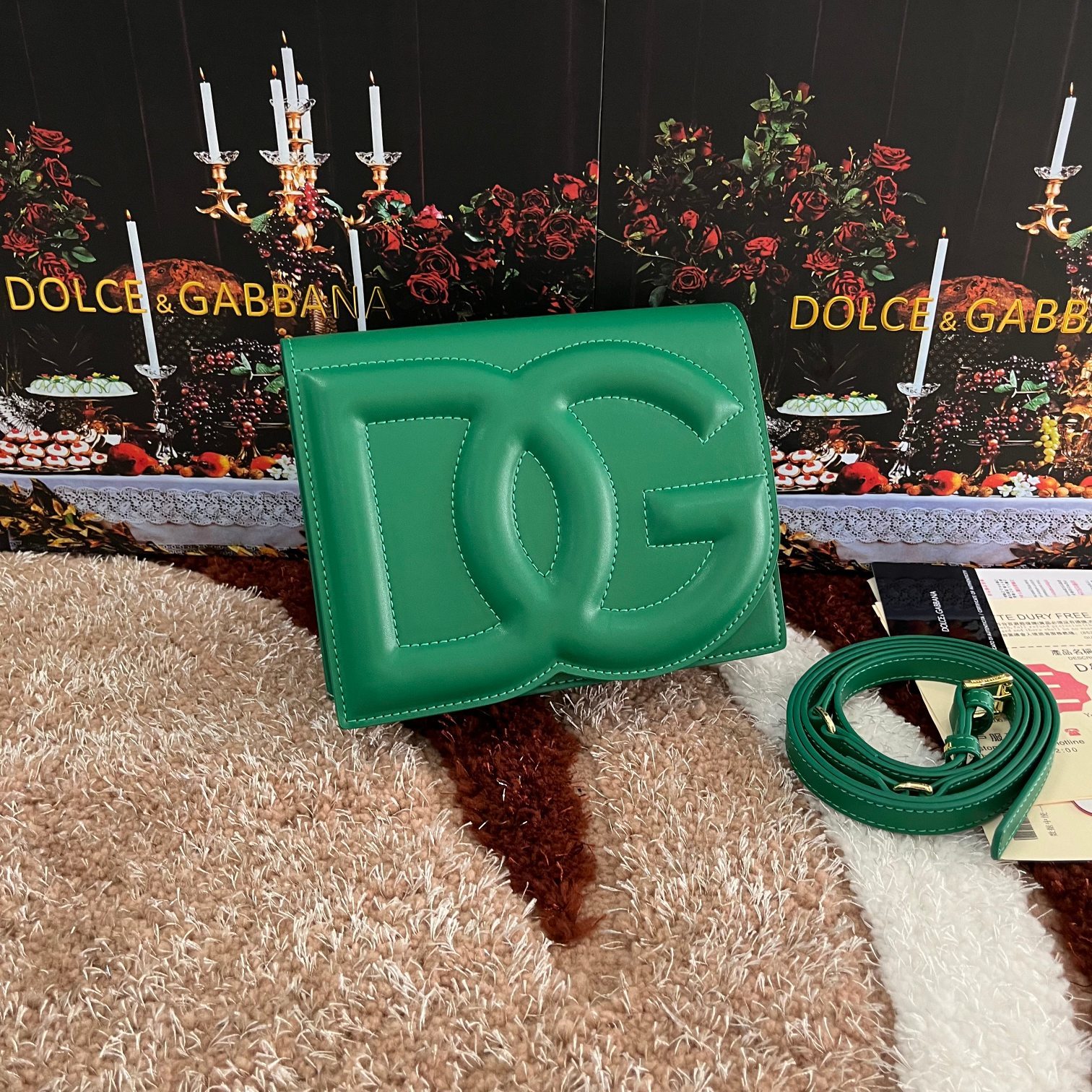 Dolce&Gabbana杜嘉班纳款号5515顶级原单细腻手工制造采用进口牛皮包身顶部纯手工油边点缀立身