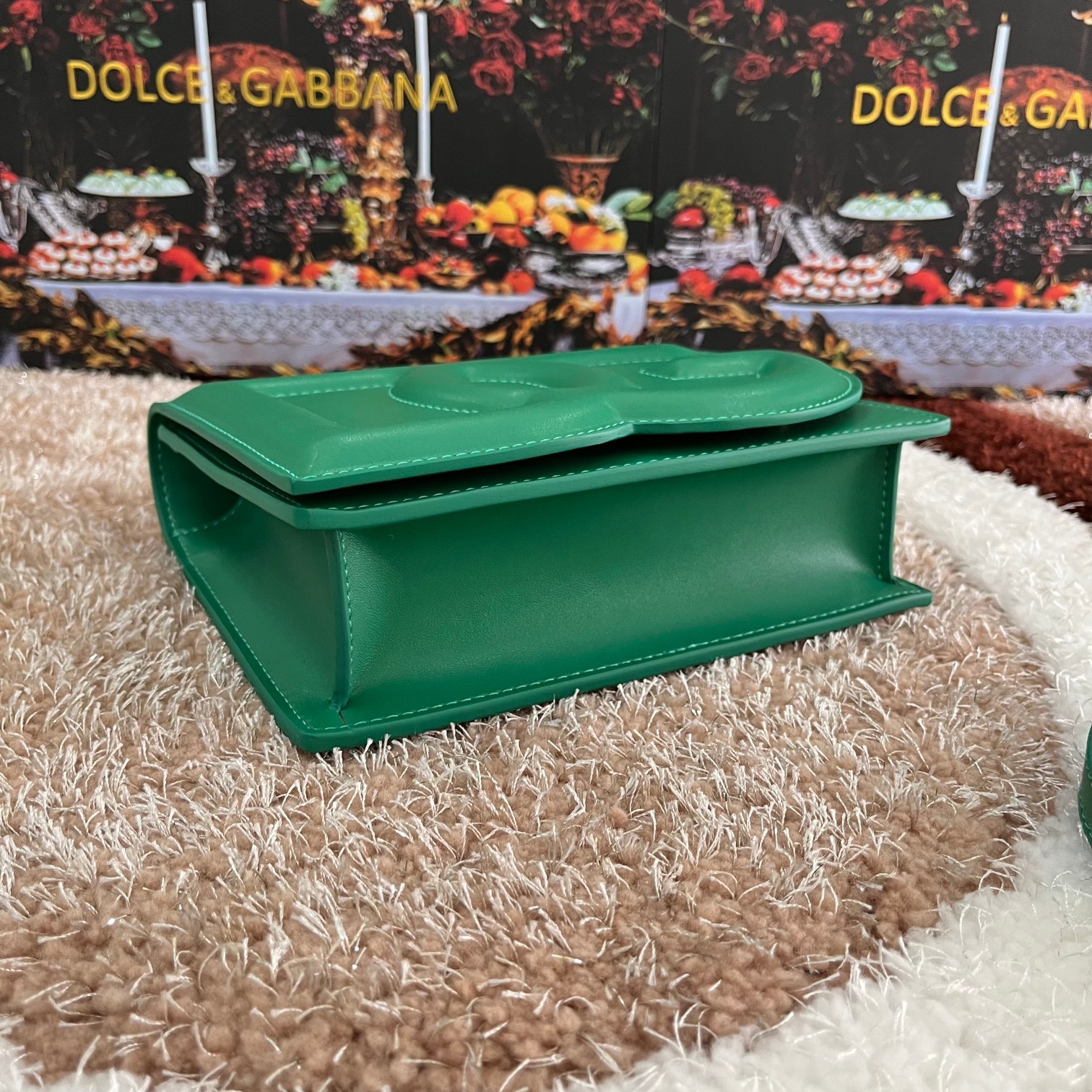 Dolce&Gabbana杜嘉班纳款号5515顶级原单细腻手工制造采用进口牛皮包身顶部纯手工油边点缀立身