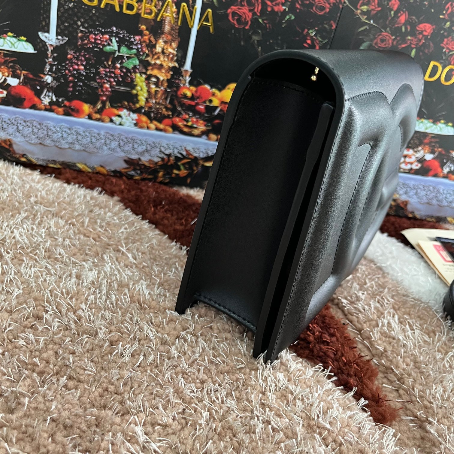 Dolce&Gabbana杜嘉班纳款号5515顶级原单细腻手工制造采用进口牛皮包身顶部纯手工油边点缀立身