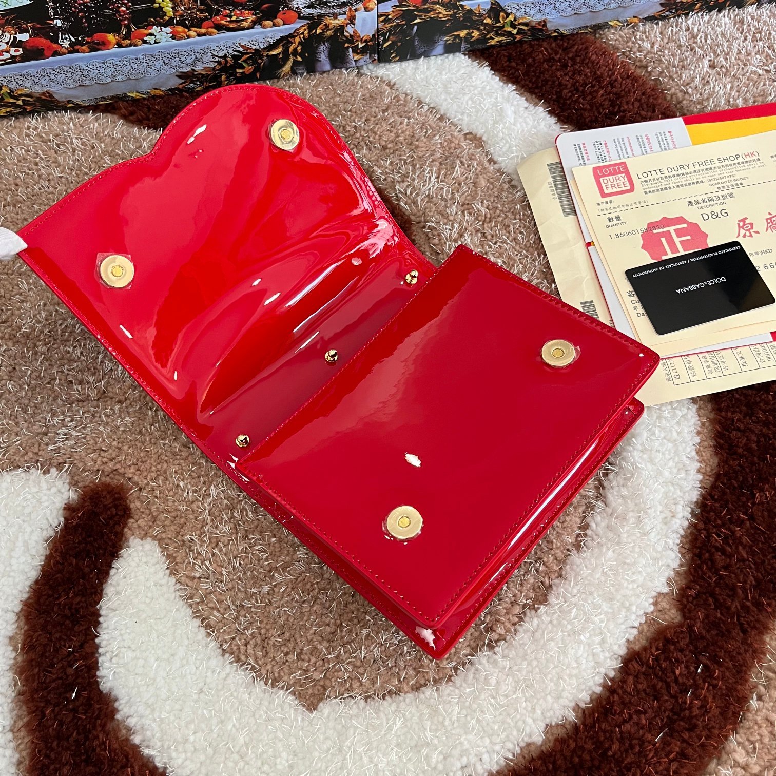 Dolce&Gabbana杜嘉班纳款号5515漆皮顶级原单细腻手工制造采用进口牛皮包身顶部纯手工油边点缀