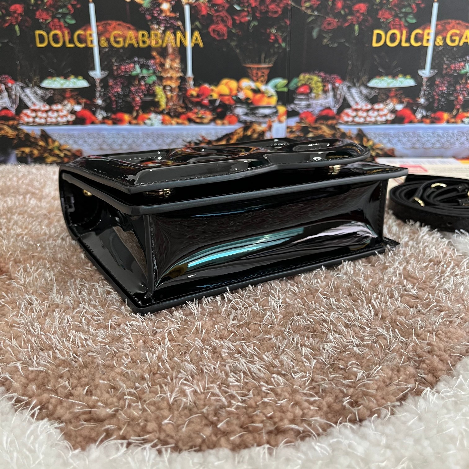 Dolce&Gabbana杜嘉班纳款号5515漆皮顶级原单细腻手工制造采用进口牛皮包身顶部纯手工油边点缀