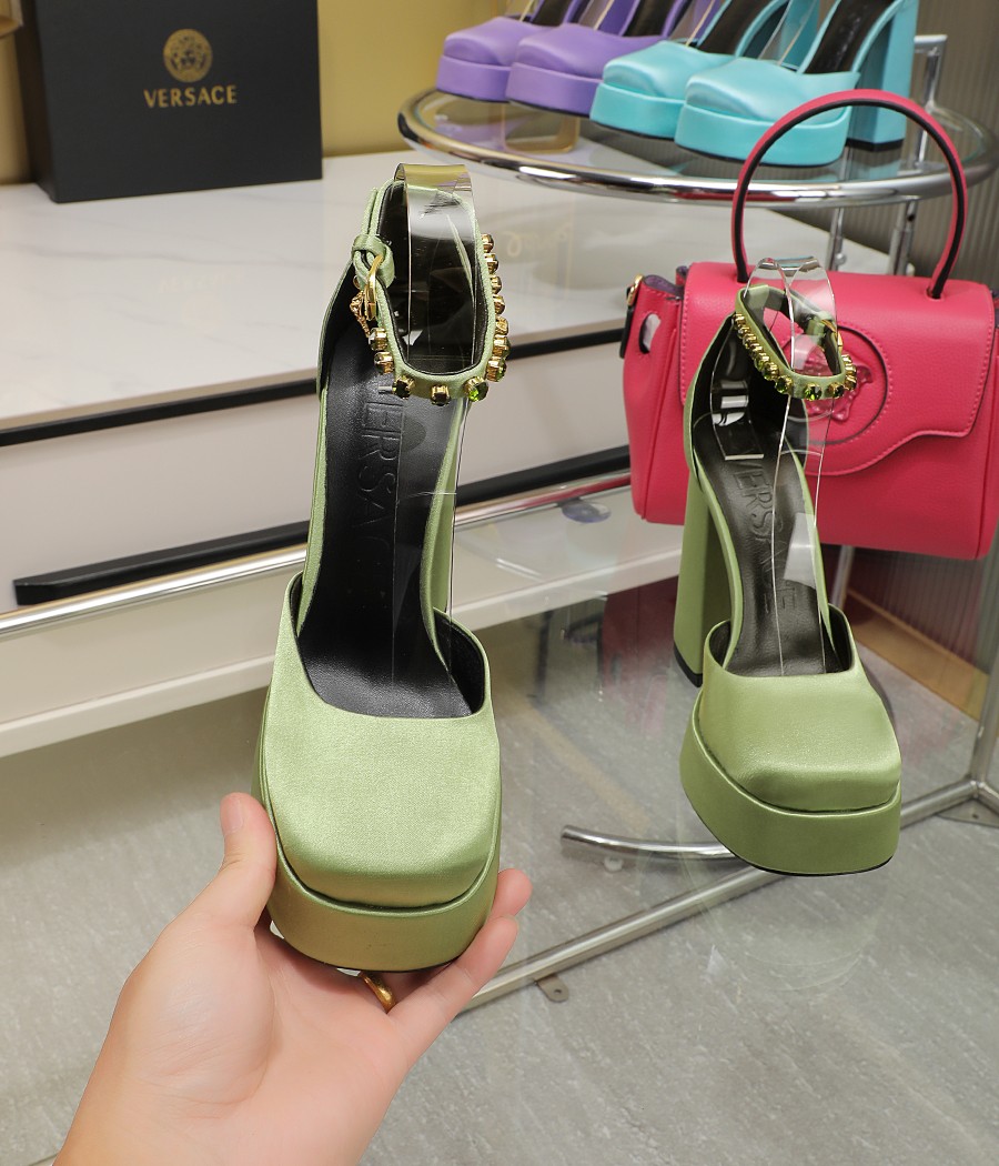 Precio de fábrica: suela de goma m, suela de cuero 295m. Yardage: 34-42 Versace nuevos zapatos de ta