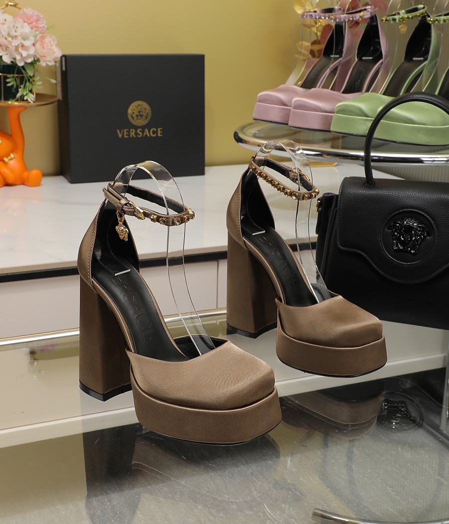 Precio de fábrica: suela de goma m, suela de cuero 295m. Yardage: 34-42 Versace nuevos zapatos de ta