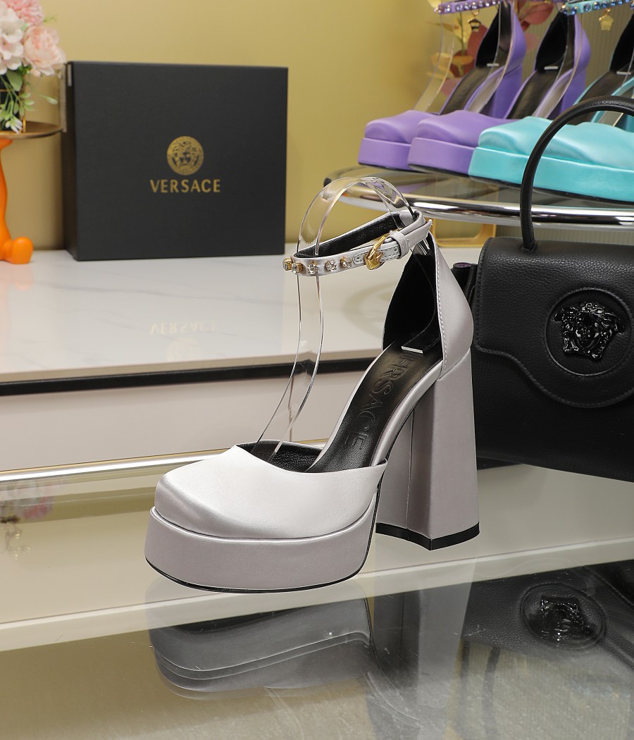 Precio de fábrica: suela de goma m, suela de cuero 295m. Yardage: 34-42 Versace nuevos zapatos de ta