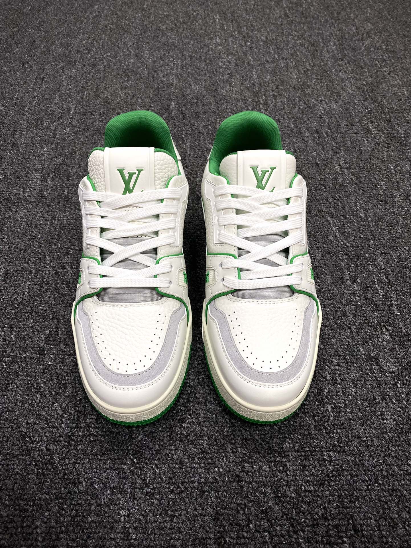 Louis Vuitton Trainer Sneaker Low low-top retro casual sports culture versatile basketball sneakers