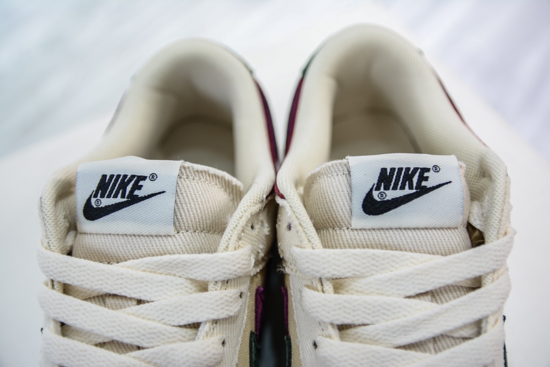 300 R NIKE DUNK SB LOW 定制配色 Dunk SB顾名思义 DZ2794-366