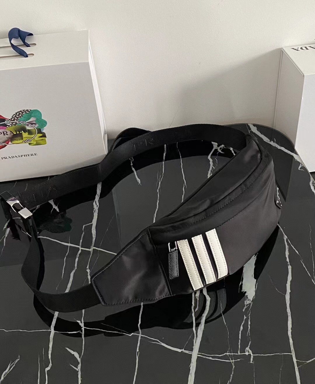 ad pd コラボデザイン ウエストバッグ Re-Nylon Saffiano