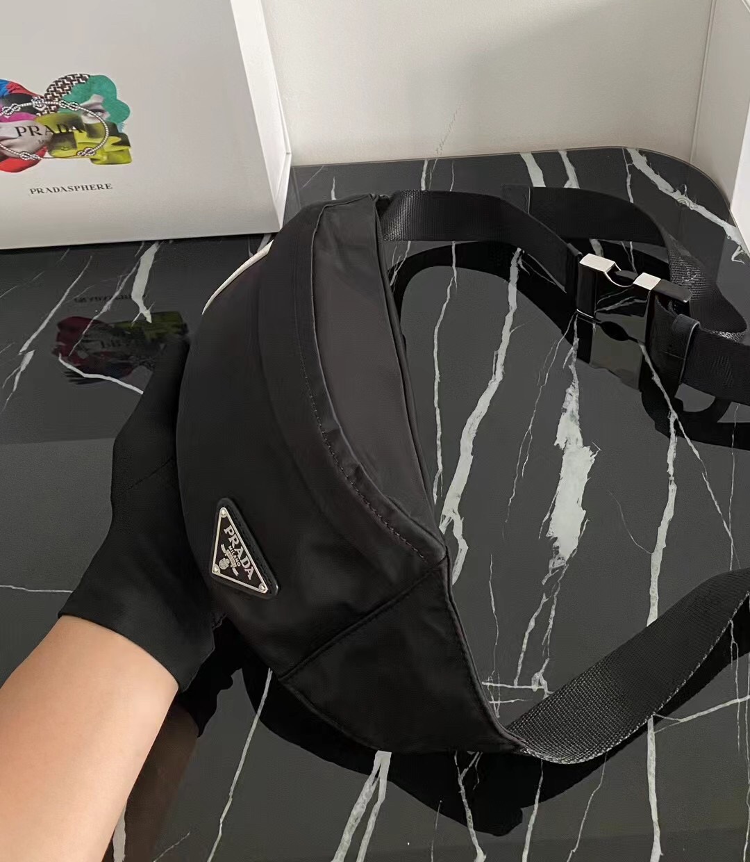 ad pd コラボデザイン ウエストバッグ Re-Nylon Saffiano