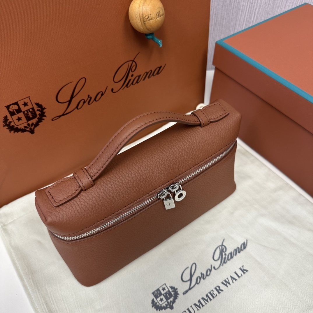 L19砖红色ExtrapocketL19系列手提/斜挎包不被定义的生活才最自在就像loropiana的材