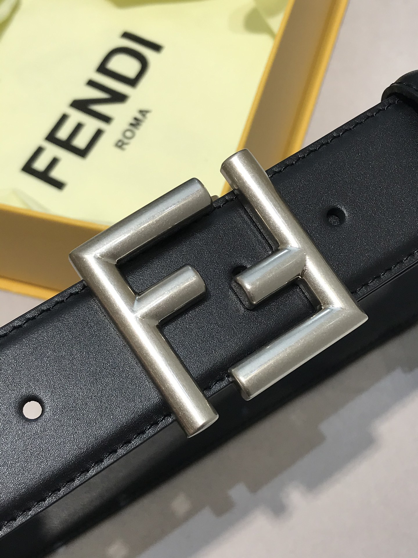 [Fendi Belts]New FD wide 35MM logo shape FF buckle belt Original rivet three-d