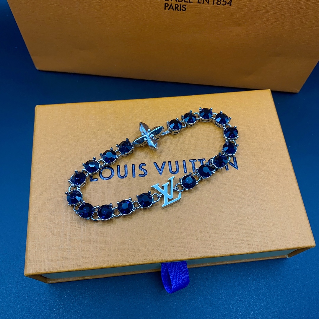 NO:103863,LV new style, spot bracelet, Lv bracelet, louis vuitton, bracelet19860909LV新款,现货手链,Lv手链,louis vuitton,bracelet,Jewelry