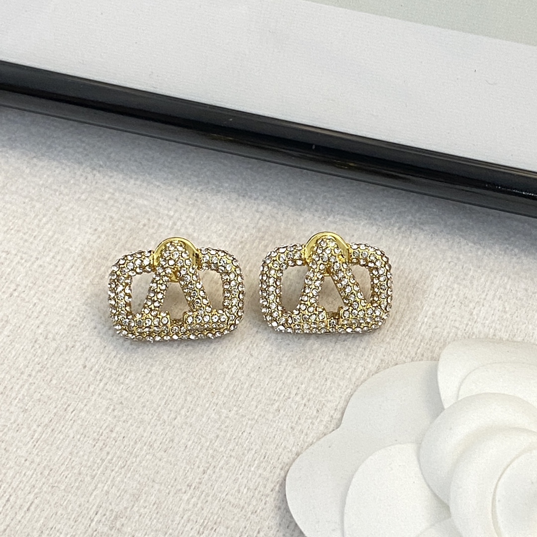 Valentino Jewelry Earring Buy First Copy Replica
