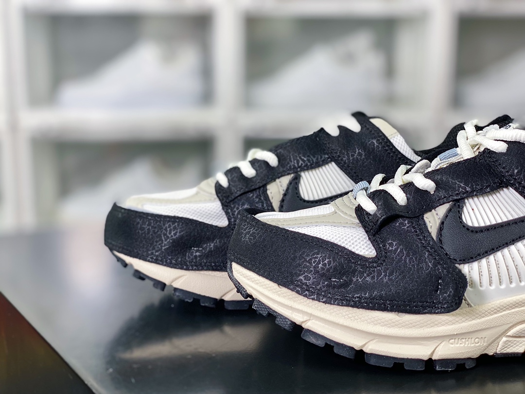 180 Zoom Vomero 5”Timeless”佛莫罗5代系列经典复古休闲运动慢跑鞋“黑白熊猫”FJ5474-133