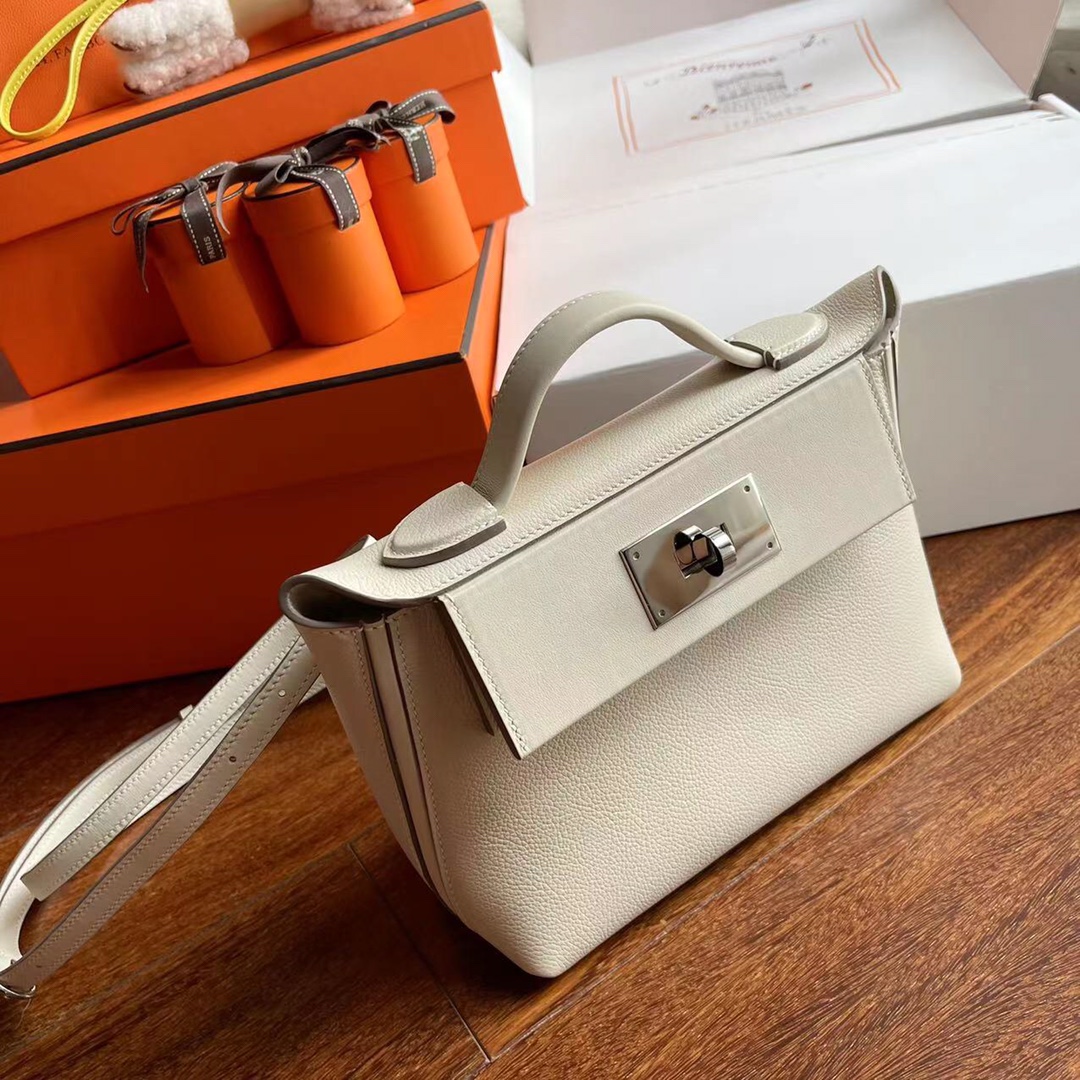 Hermès Milkshake White CK10, 3,000+ on the market, we offer the best at a good price, hermes2424 mini series, hand-sewn evercolor cowhide and swi