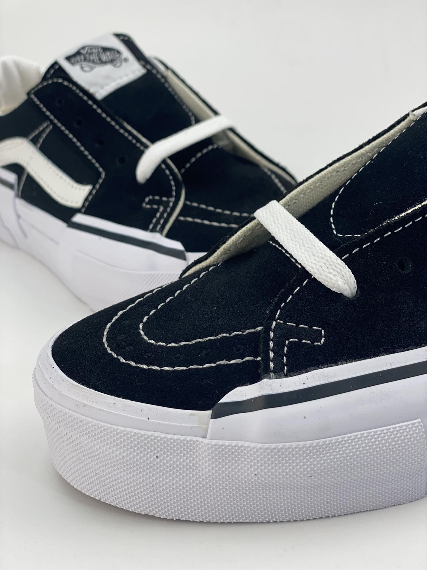 Vans Sk8-Low deconstruction is based on the classic shoe style Sk8-Low with black and white stripes