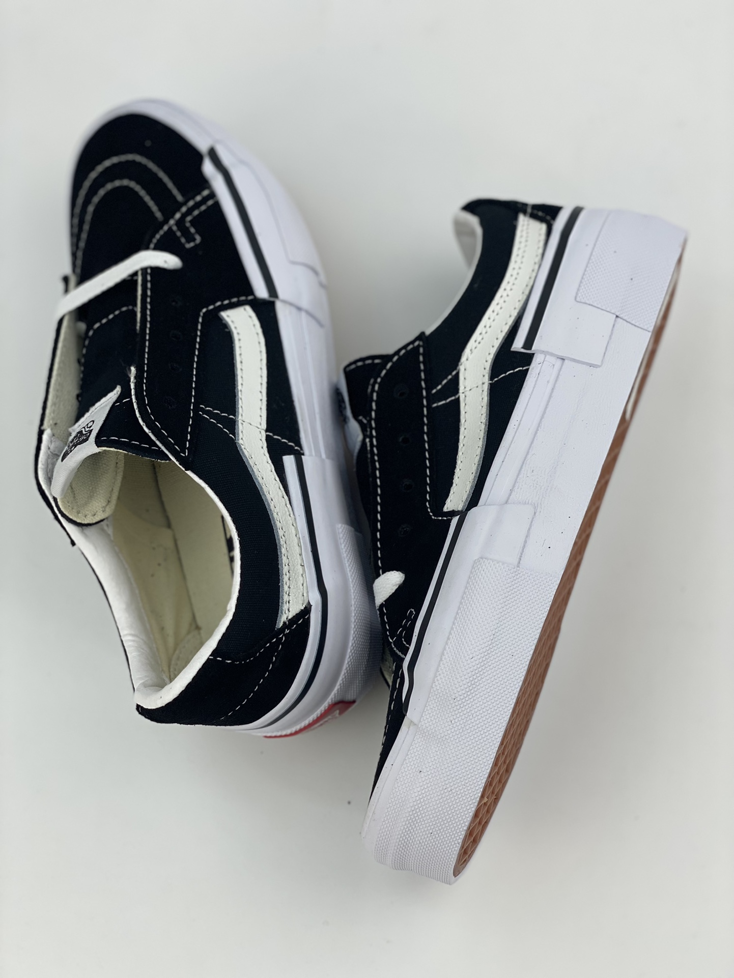 Vans Sk8-Low deconstruction is based on the classic shoe style Sk8-Low with black and white stripes