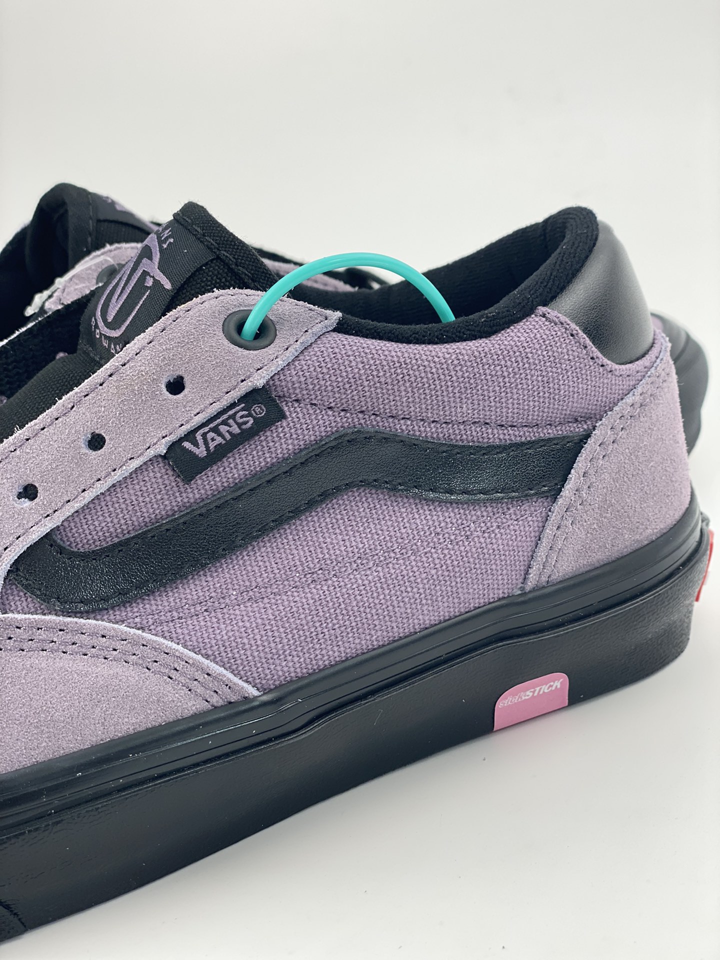 Vans official Rowan taro dark night black and purple men's and women's shoes professional skateboarding shoes Rowan taro and dark night black and purple men's and women's shoes professional skateboarding shoes