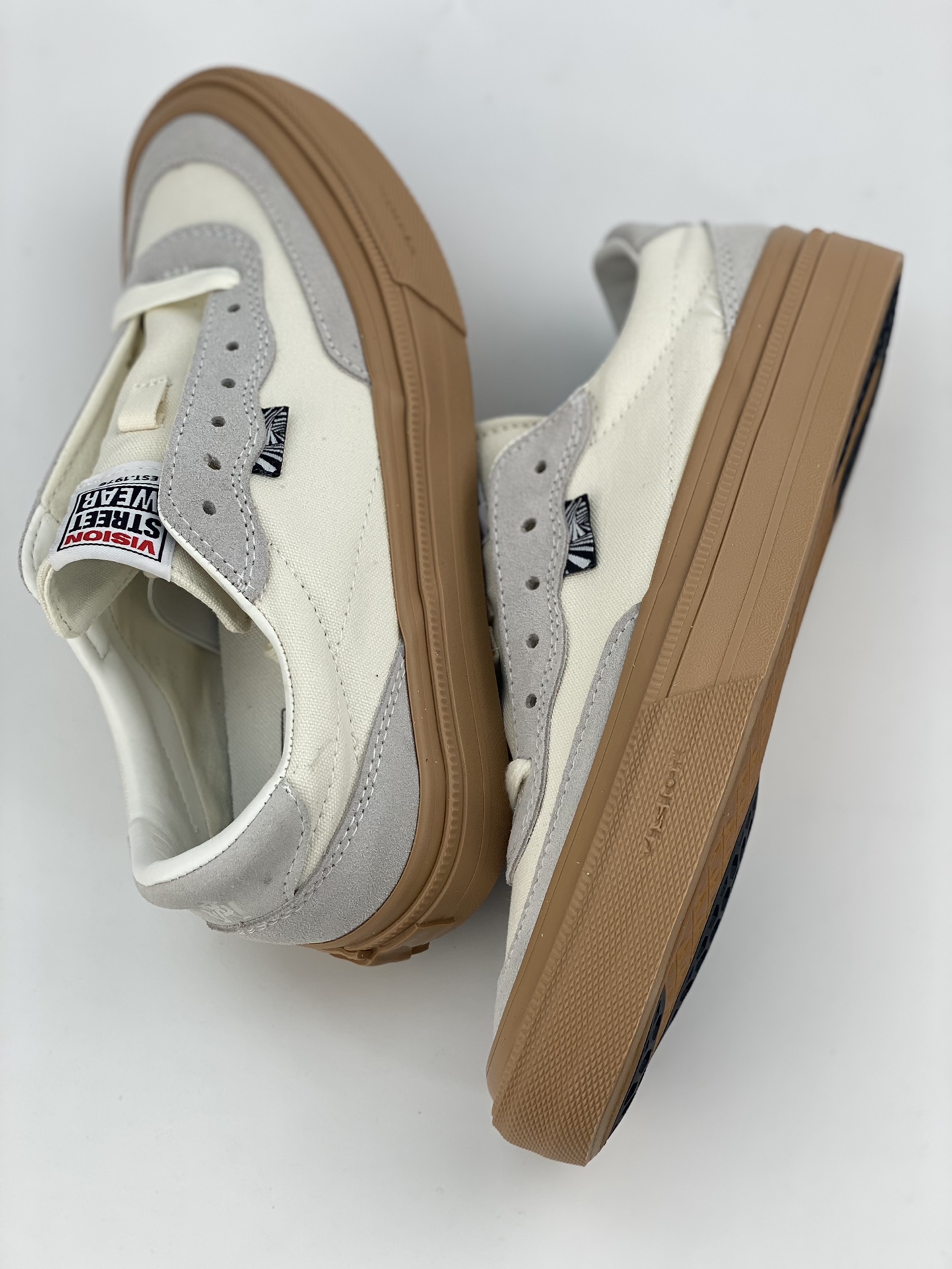 Vision Street Wear rubber sole white shoes