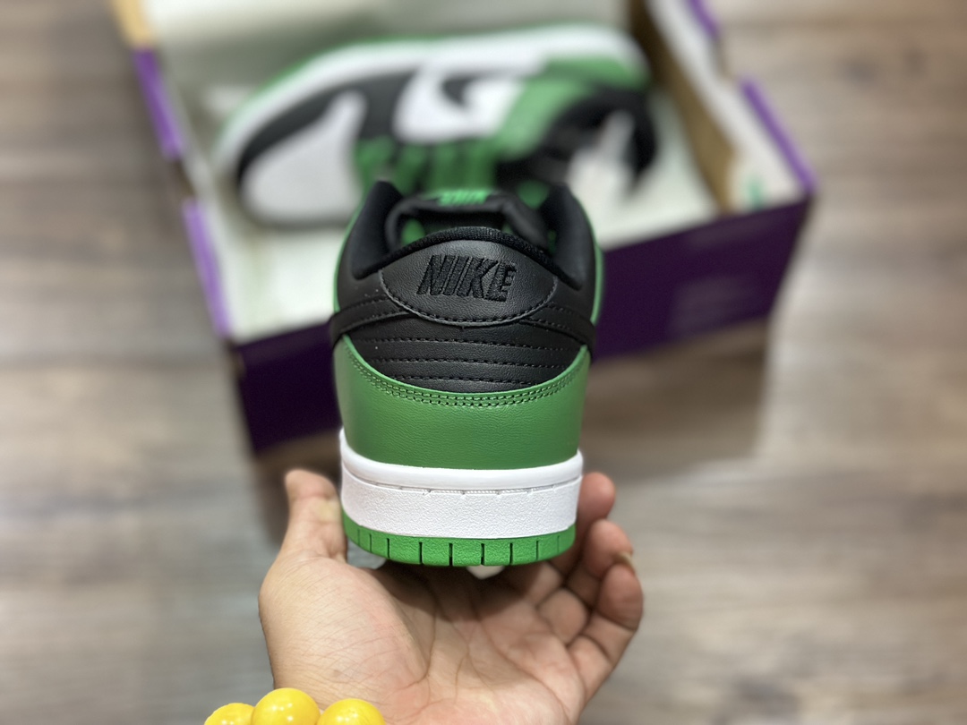 220 NIKE SB Dunk Low 低帮休闲运动鞋 BQ6817-302