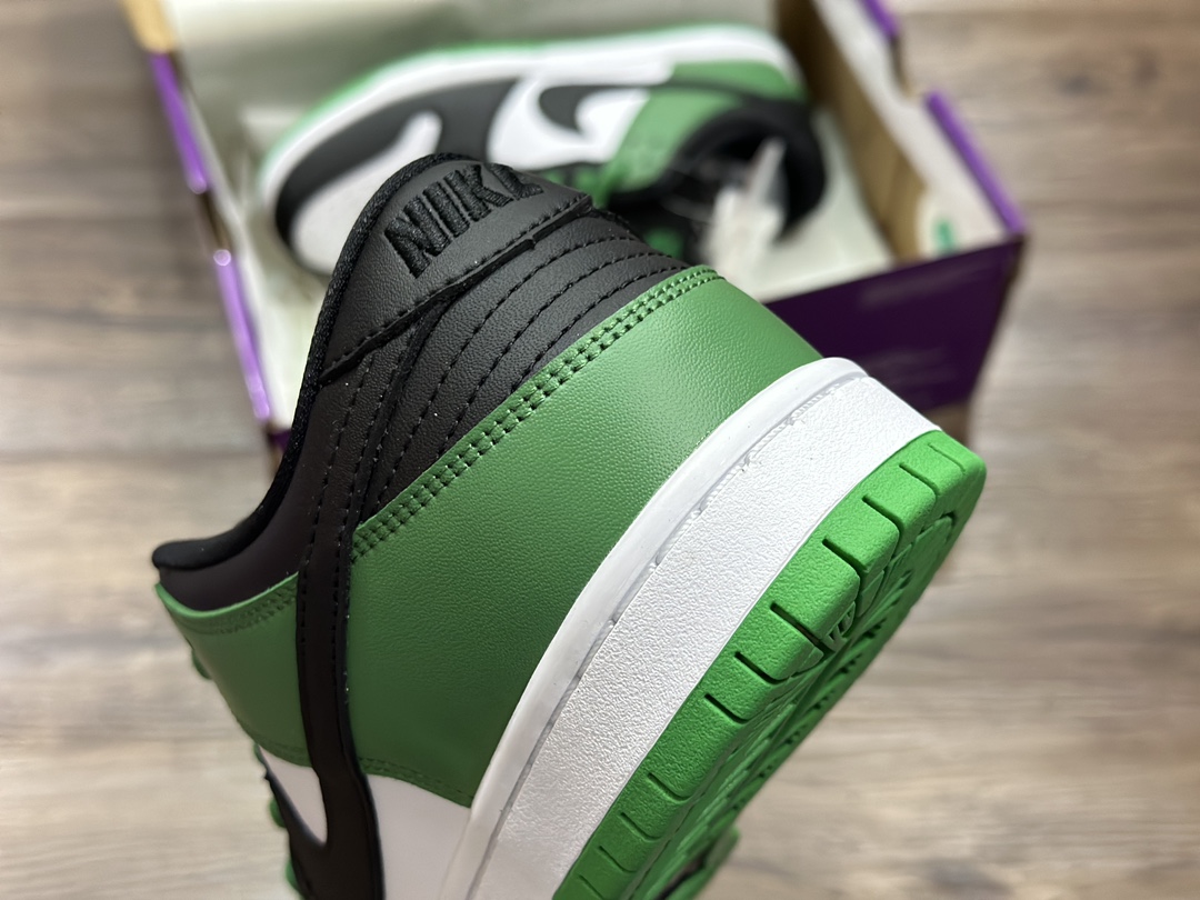 220 NIKE SB Dunk Low 低帮休闲运动鞋 BQ6817-302