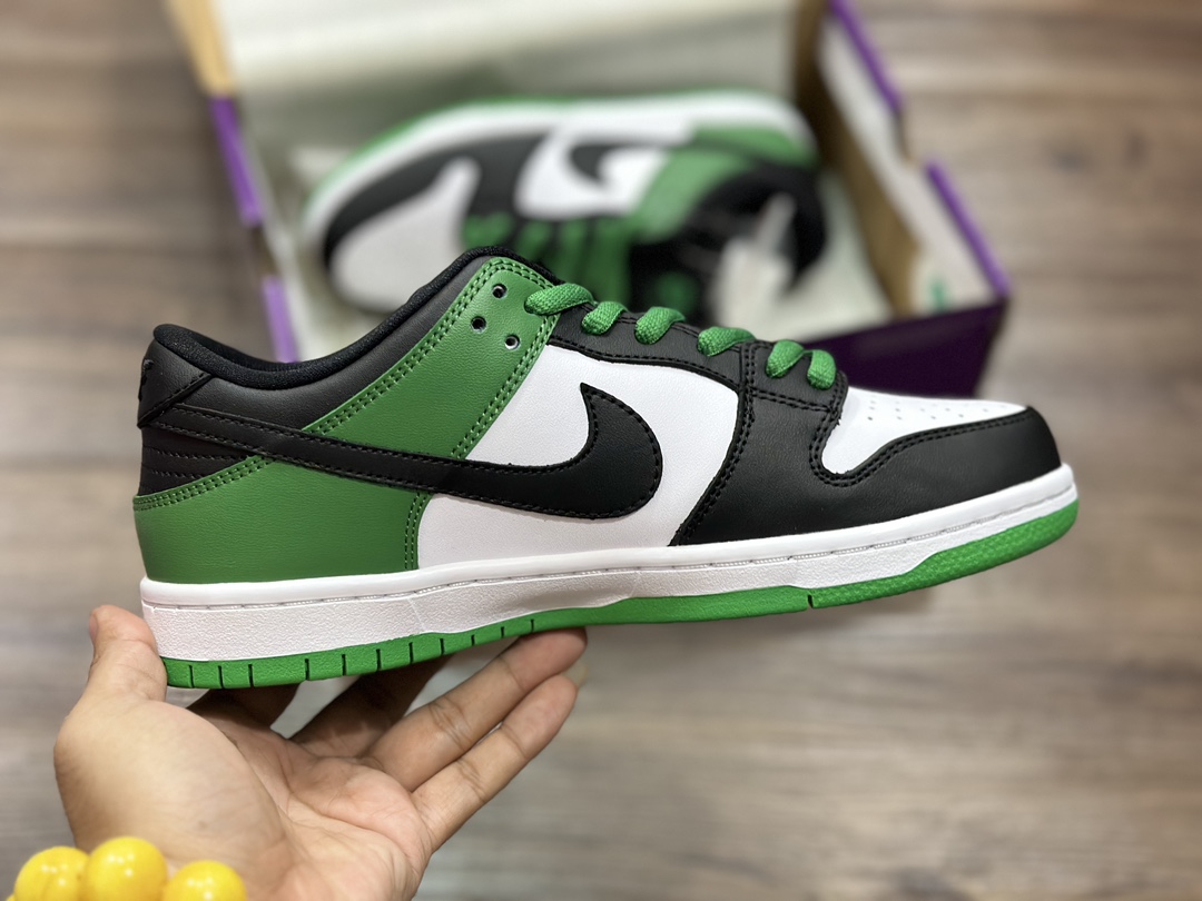 220 NIKE SB Dunk Low 低帮休闲运动鞋 BQ6817-302