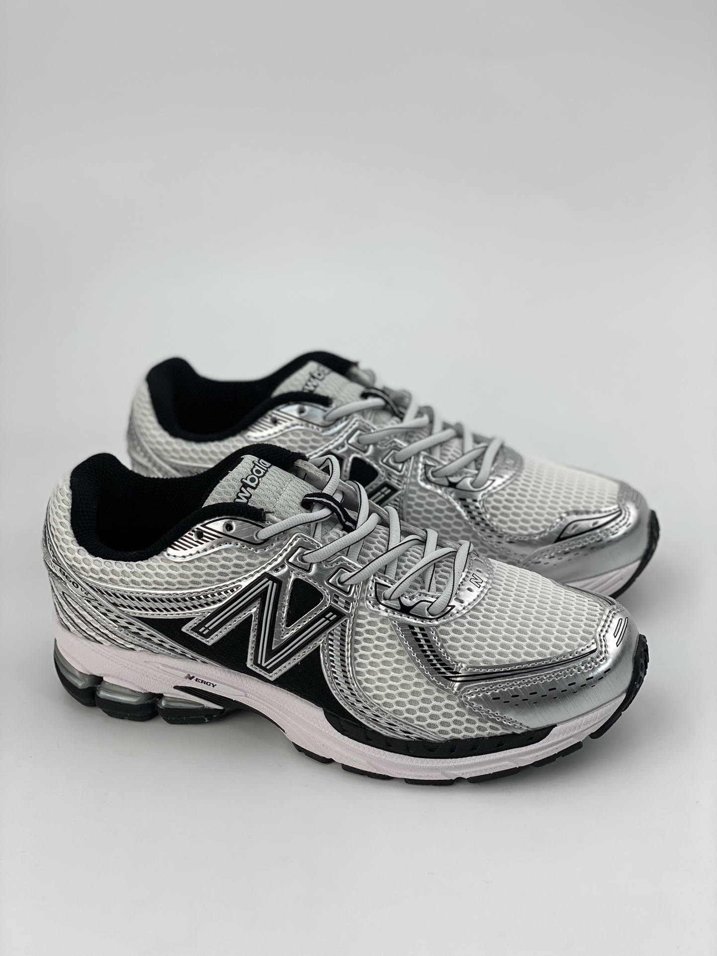 180 AIME LEON DORE x New Balance NB 860V2 防滑耐磨低帮跑步鞋  ML860