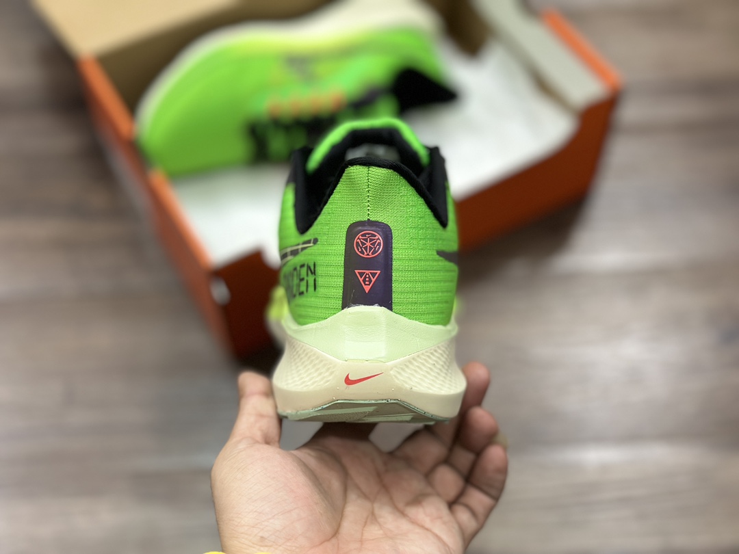 180  Nike Zoom Pegasus 39 代超级飞马涡轮增压马拉松登月39代休闲运动慢跑鞋 DZ4776-343