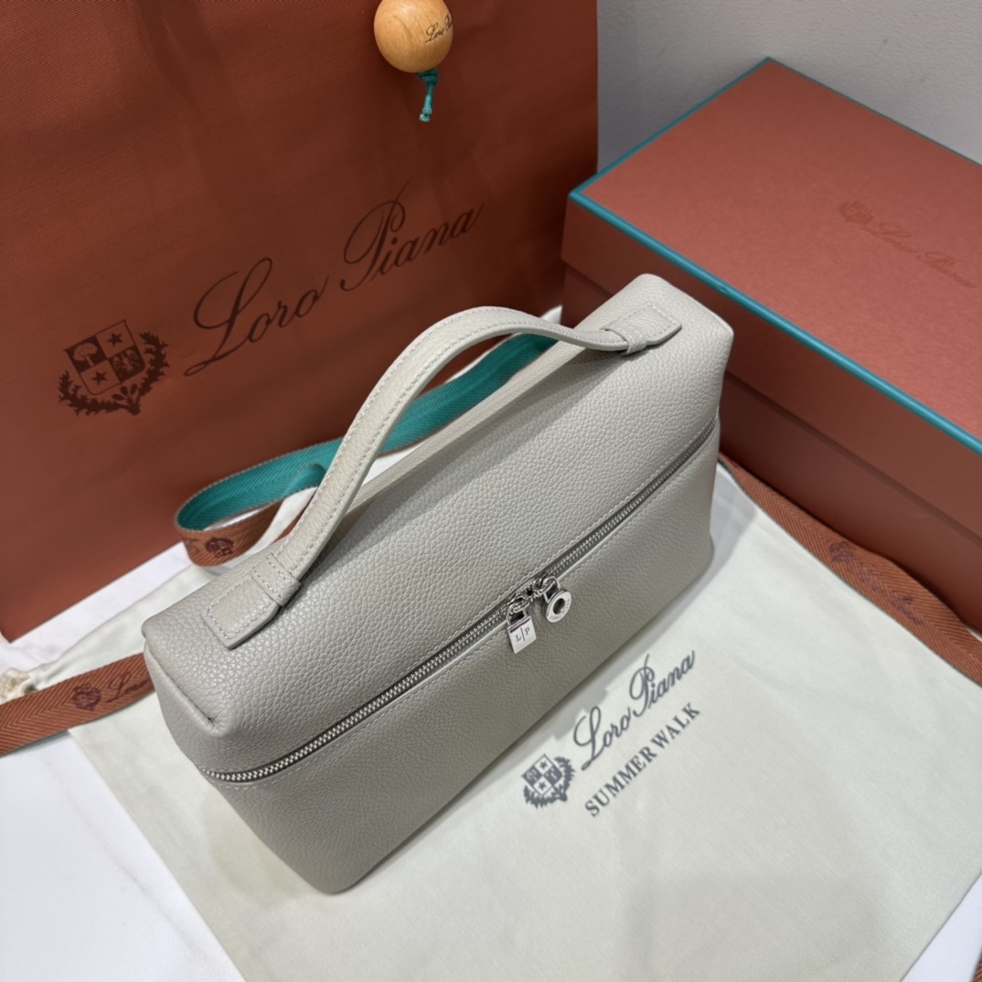 L27珍珠灰ExtrapocketL27系列手提/斜挎包不被定义的生活才最自在就像loropiana的材