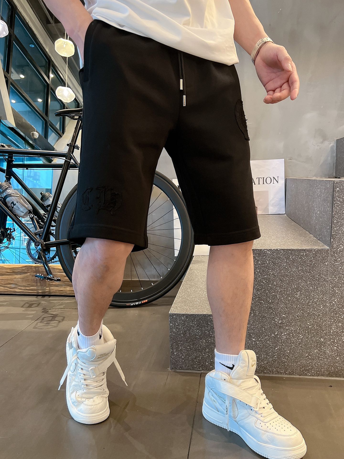 克罗心刺绣马蹄纯棉短裤 4