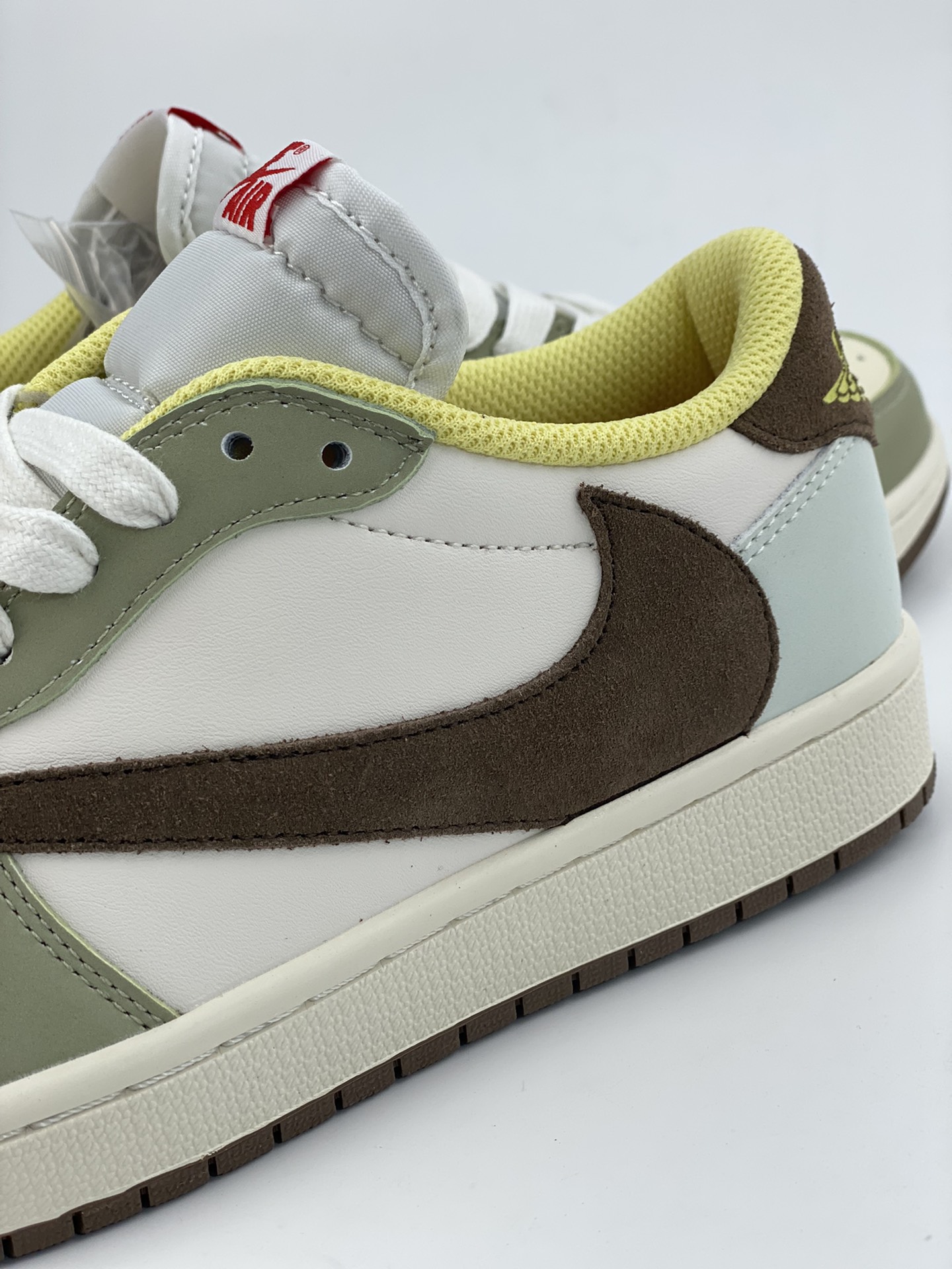 220 Fragment x TS x Air Jordan 1 Low 白绿倒钩低帮 DM7866-603-莆田鞋,莆田鞋货源,高仿鞋,高仿鞋货源,安福档口,莆田高仿鞋,莆田鞋批发,高仿鞋批发,莆田高仿运动鞋,高仿运动鞋,莆田运动鞋 220 Fragment x TS x Air Jordan 1 Low 白绿倒钩低帮 DM7866-603