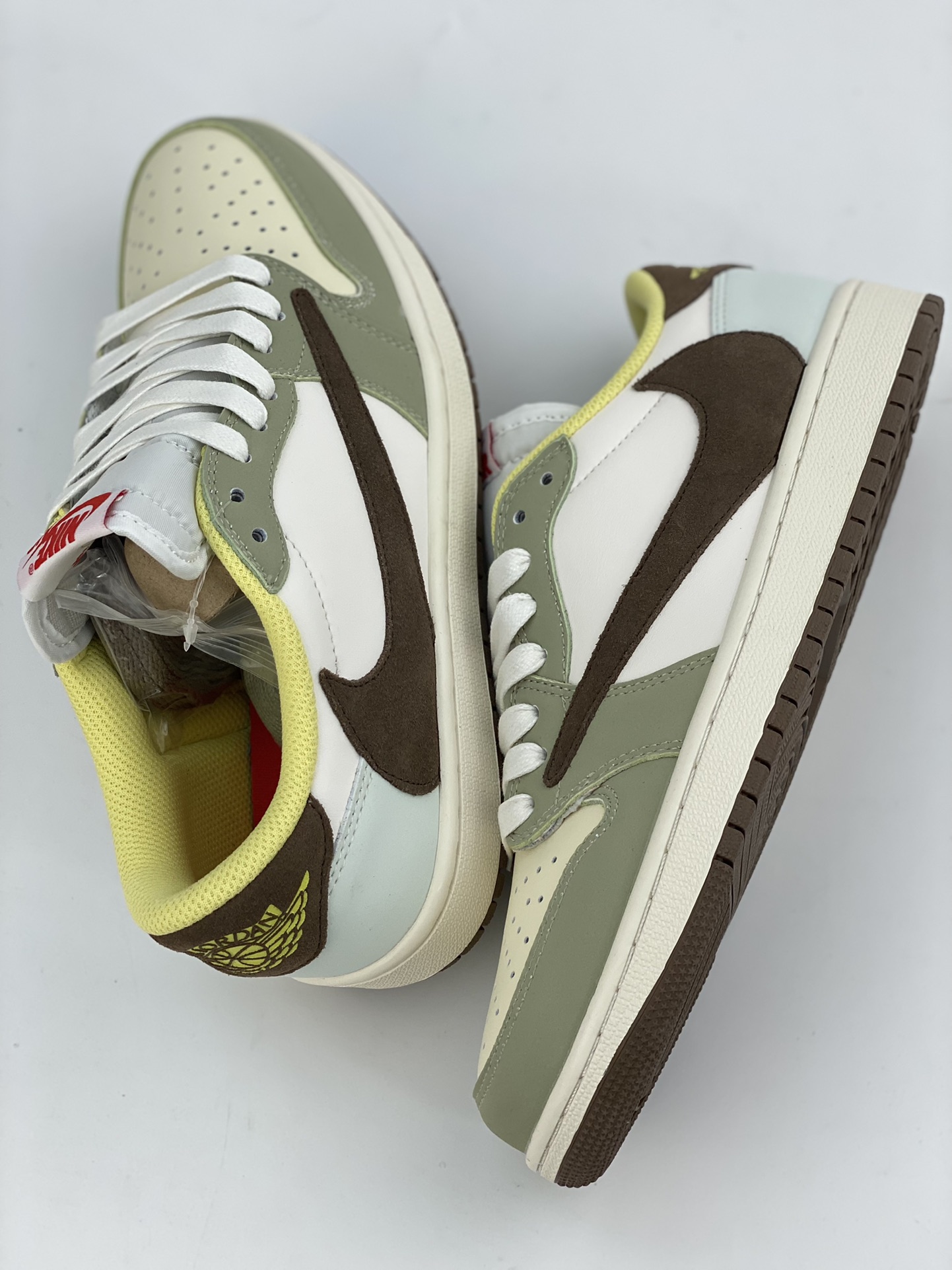 220 Fragment x TS x Air Jordan 1 Low 白绿倒钩低帮 DM7866-603-莆田鞋,莆田鞋货源,高仿鞋,高仿鞋货源,安福档口,莆田高仿鞋,莆田鞋批发,高仿鞋批发,莆田高仿运动鞋,高仿运动鞋,莆田运动鞋 220 Fragment x TS x Air Jordan 1 Low 白绿倒钩低帮 DM7866-603