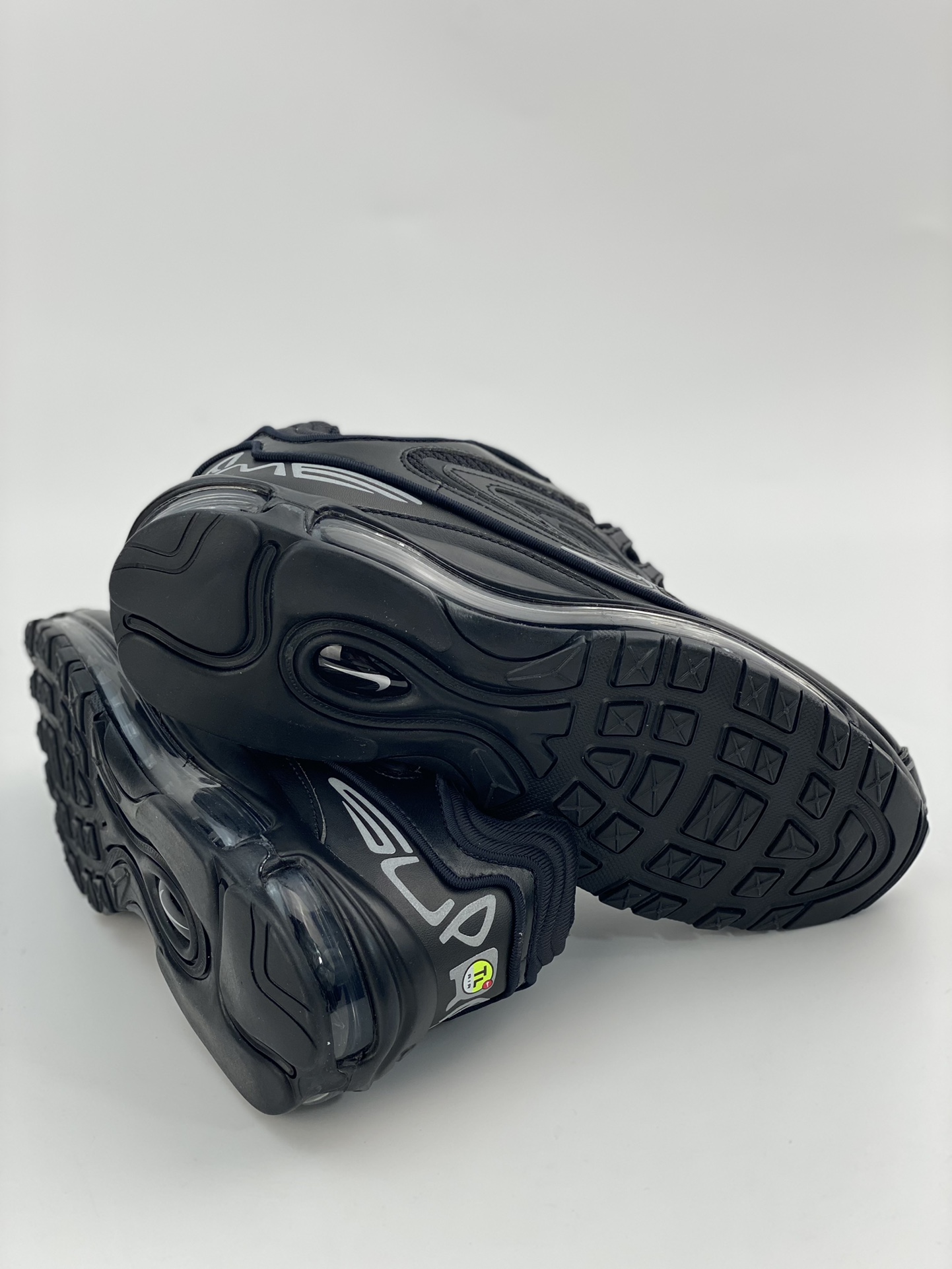 230 Supreme x Nike Air Max98 TL 全掌气垫 减震跑步鞋 DR1033-001